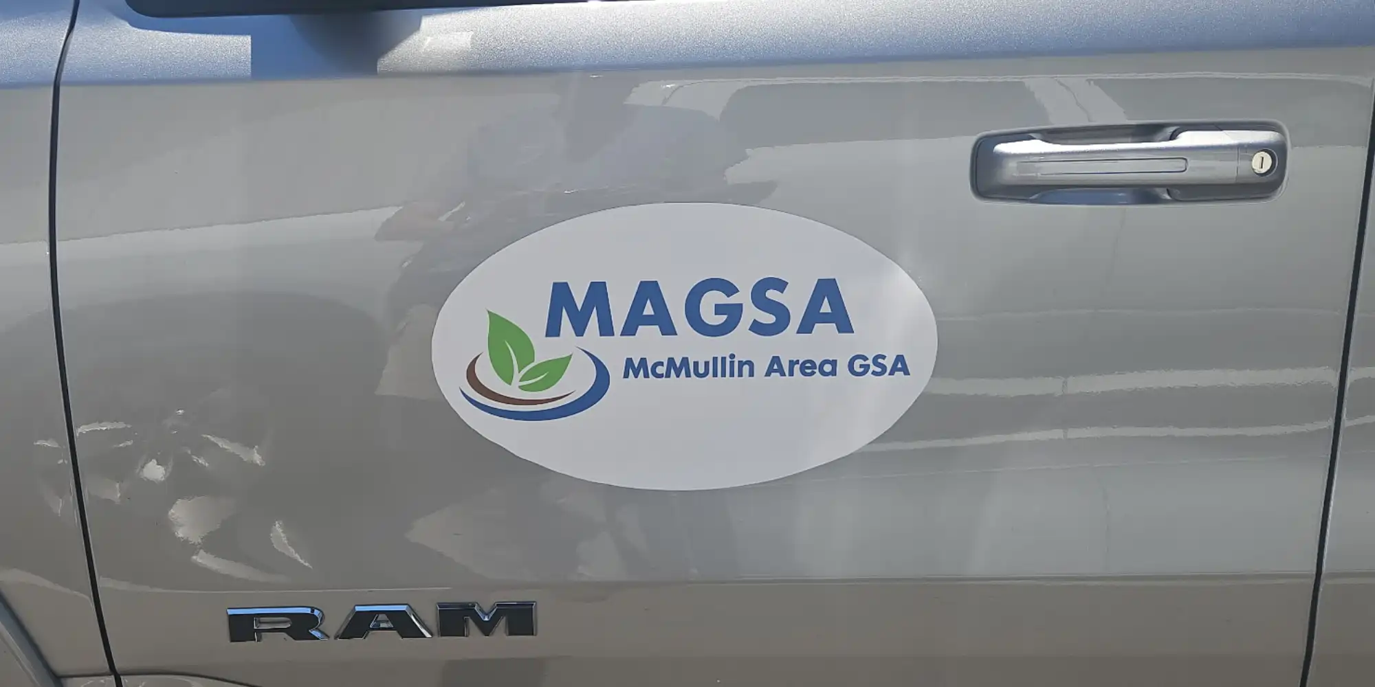 magnetic signs header